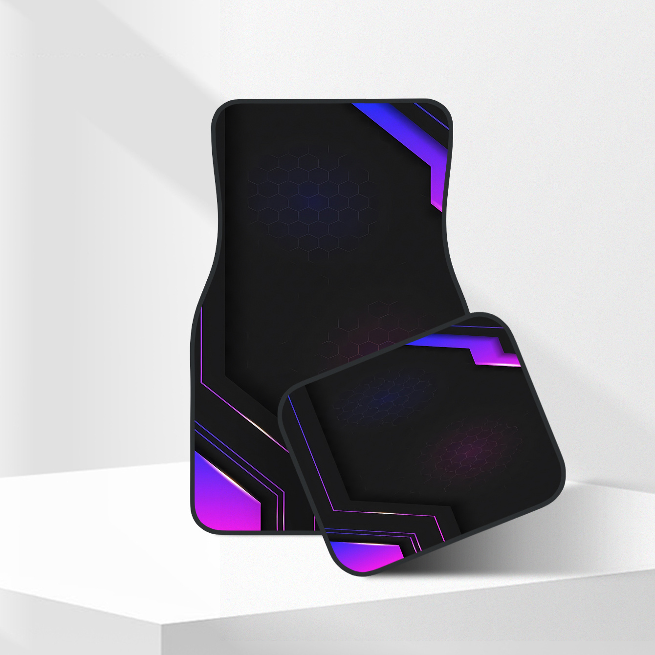 4枚セット 2Dハイテク幾何学模様カーフロアマット |    - Tech Accessories Luxury のレビューと価格
